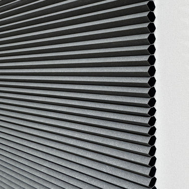 Bal Peteği 04- 14 mm Karartmalı (Blackout) Plise Perde