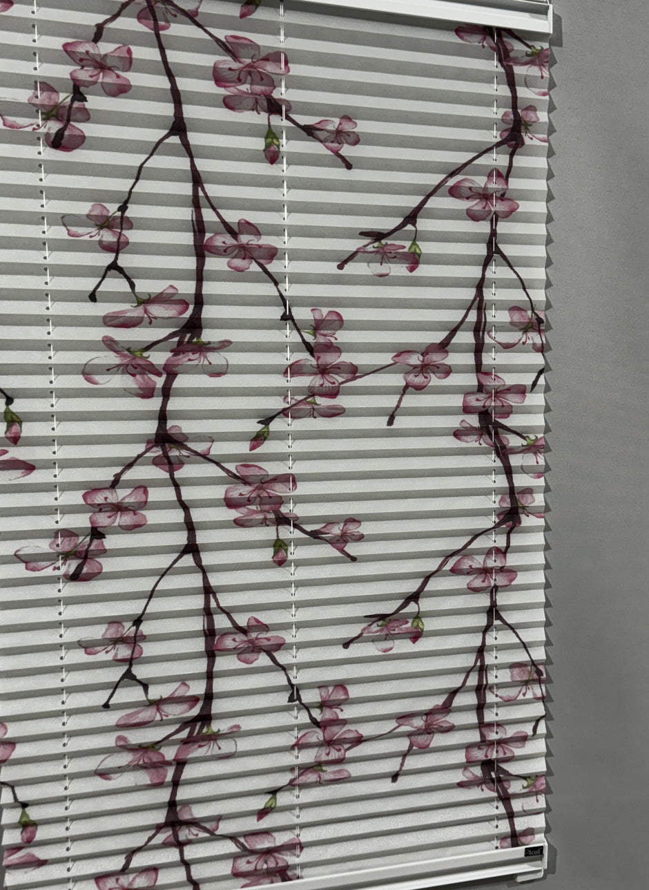 Parrot Printed4527 Güneşlik – Canlı Desenli Güneşlik Plicell Perde