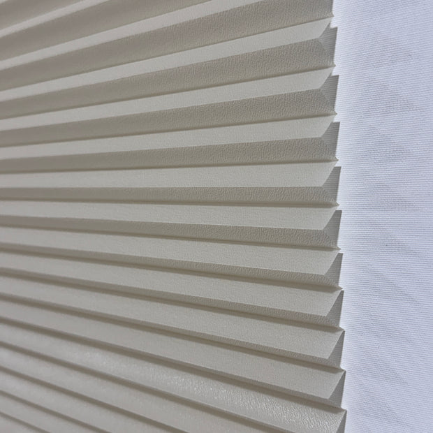 Plicell Parrot 03 - 14 mm Düz Renk Güneşlik Plise Perde