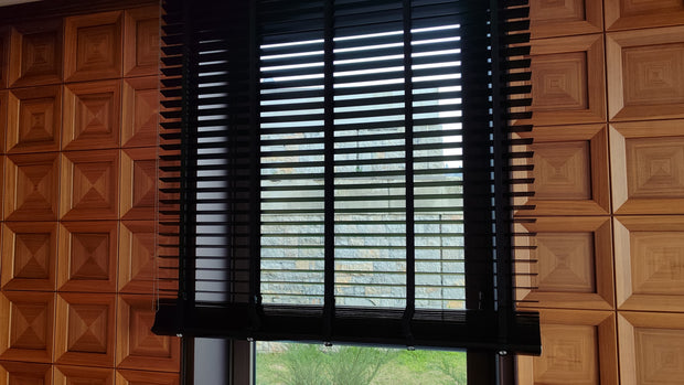 25 mm Ahşap Jaluzi Perde – Doğal Şıklık, Minimal Stil