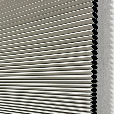 Bal Peteği 03- 14 mm Karartmalı (Blackout) Plise Perde