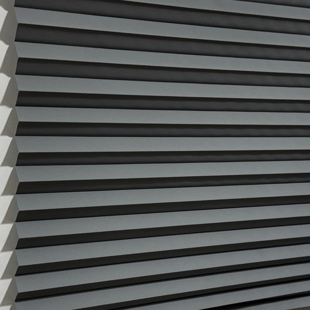 Plicell Sunblock05 – Siyah İç Katmanlı Karartma Perde